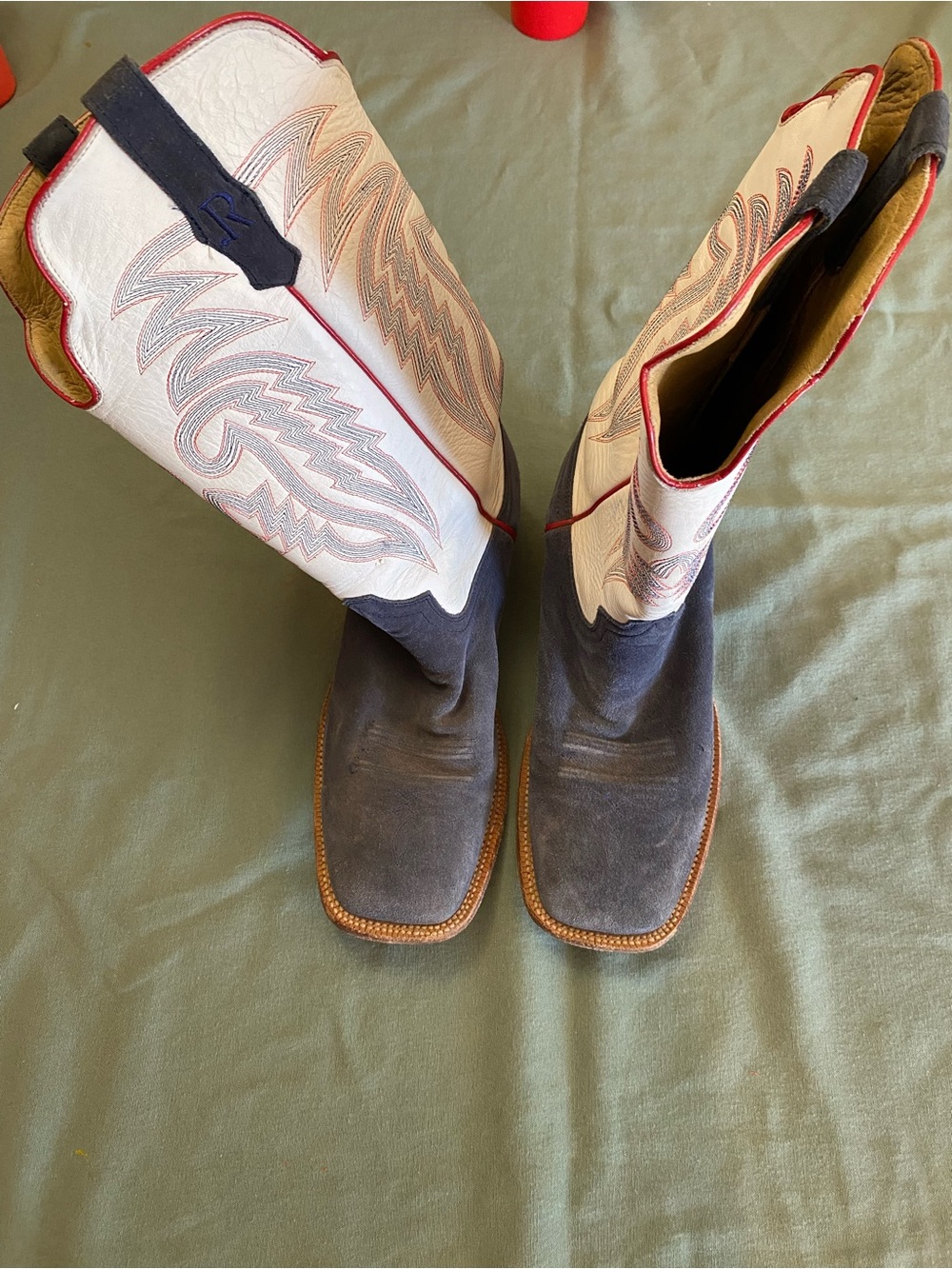 R Watson Two-Tone Cowboy Boots - White & Navy Suede
